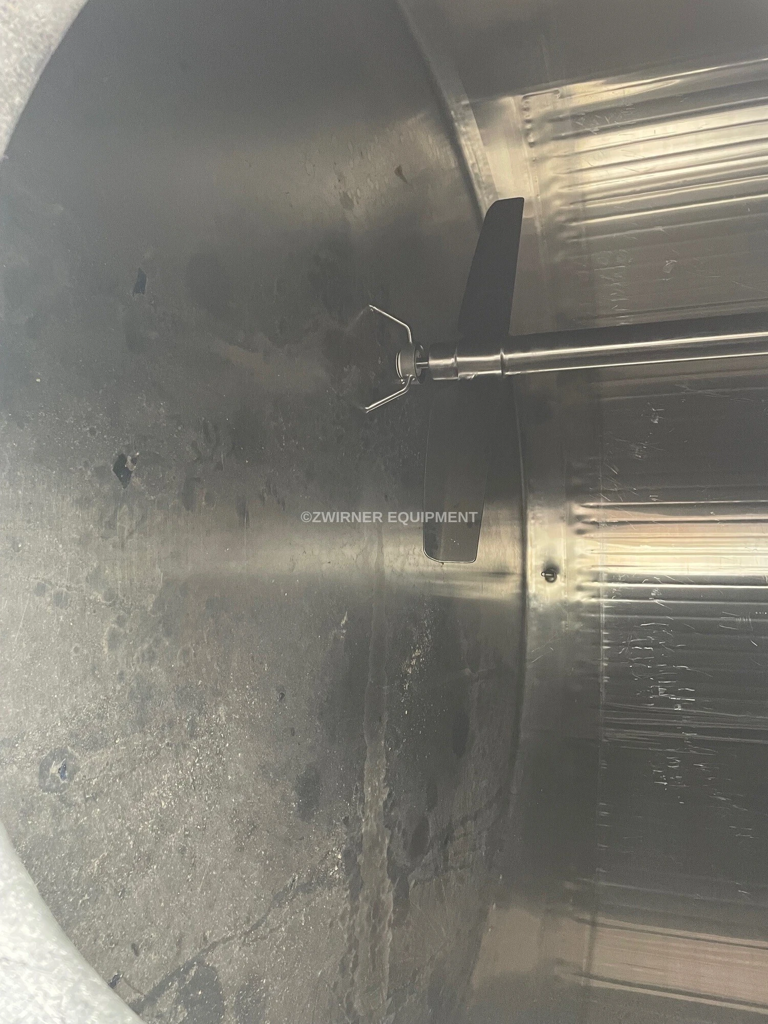 6,000 GALLON REFRIGERATED VERTICAL SILO TYPE STORAGE TANK