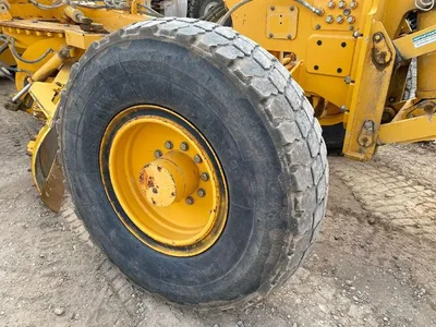 2010 Volvo G940