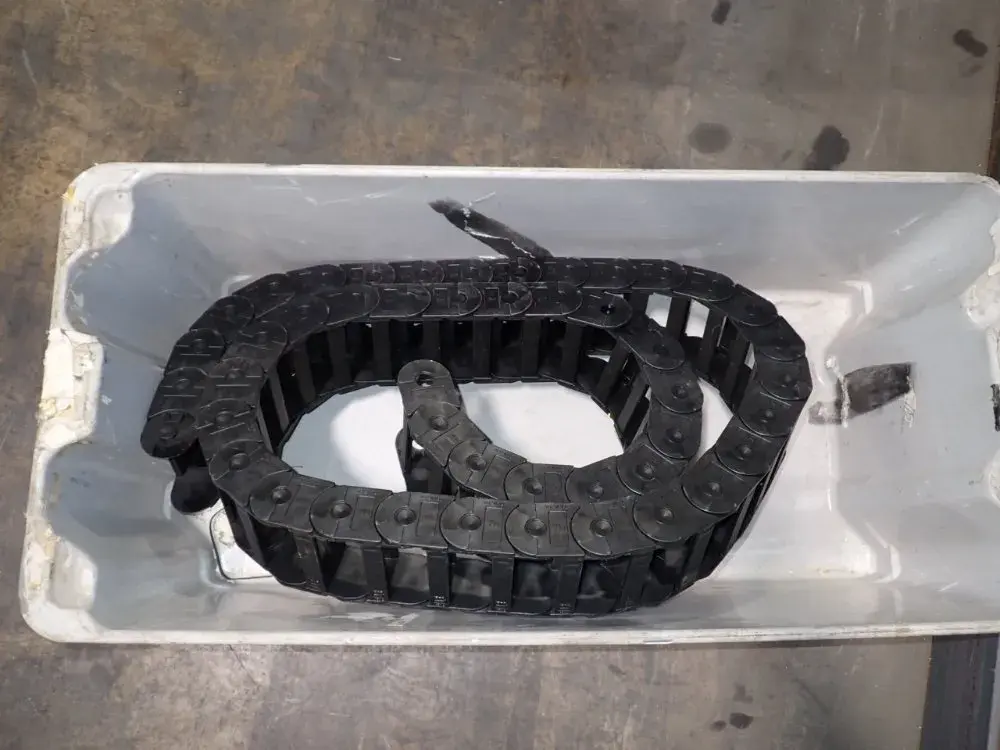 Igus  Chain Cable