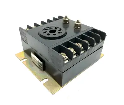 USED INTERNATIONAL ELECTRODYNAMICS RELAY SOCKET