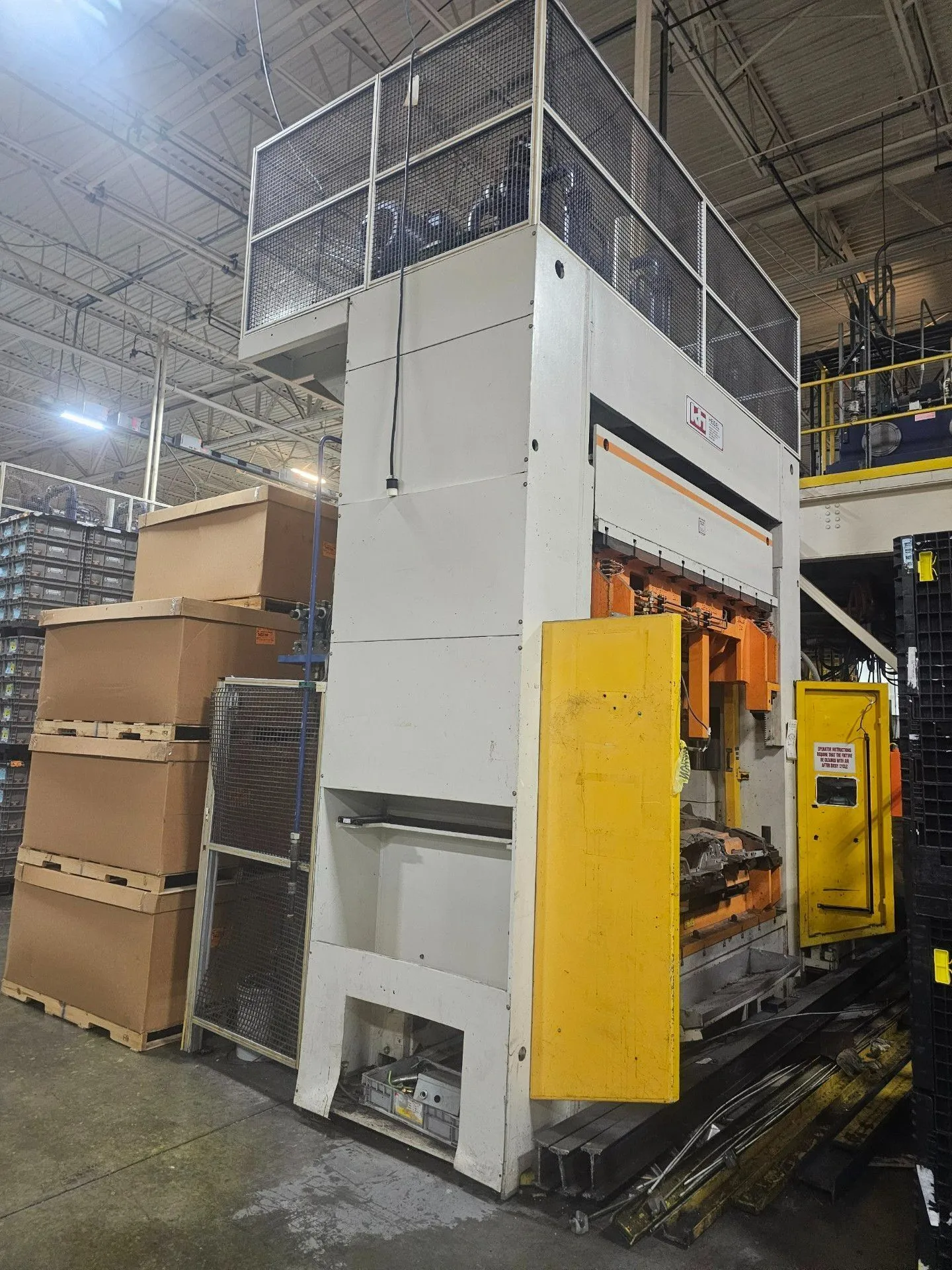 USED HEIDEL PUNCH AND TRIM