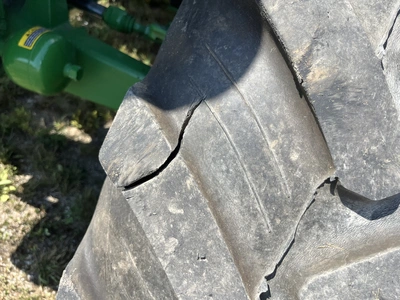 USED 2014 JOHN DEERE 6150R