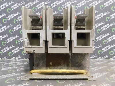 AB 1100-COD93 Vacuum Contactor Series B 1500VAC 1000HP Small Damage See Pic Used