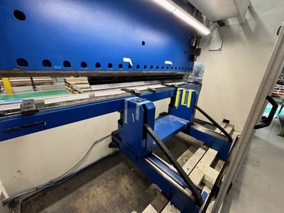 2002 TRUMPF TRUMABEND V170 Press Brakes | SNL Machine Trader LLC (4)