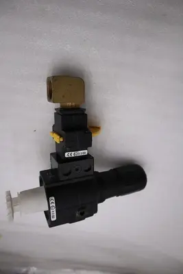NEW OPEN BOX Norgren Shut Off Valve T74E-6AA-P1N STOCK H1164