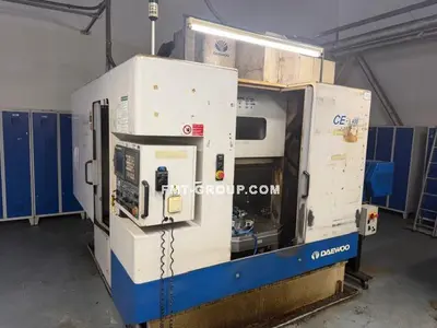 Used 2001 DAEWOO ACE-V400 Vertical Machining Centers SK | F.M.T. Group s.r.o. #1245962