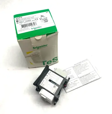 USED SCHNEIDER ELECTRIC TESYS VARIO EMERGENCY DISCONNECT SWITCH MISSING HANDLE