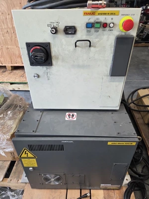 Used 2007 FANUC ARC MATE 100IB/6S 1215-B811 Robots Missouri US | Revelation Machinery #874565