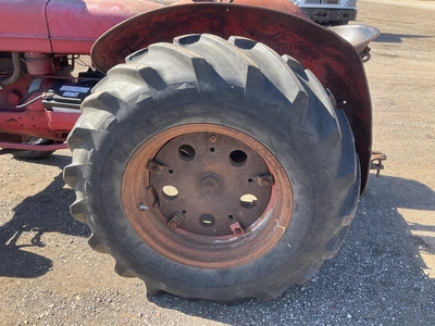 Used 1948 INTERNATIONAL HARVESTER W-4 Agricultural Tractors Michigan US | Miedema Asset Management Group #1580132