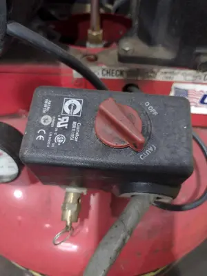 USED HUSKY VT631403AJ