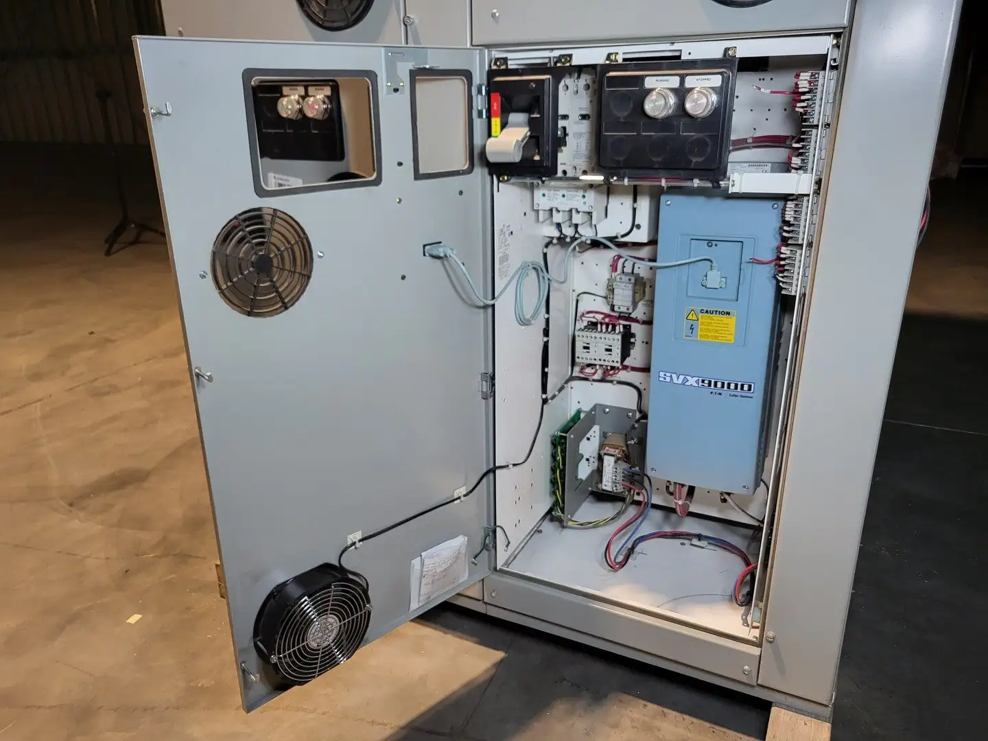 Used EATON SVX002A1-5A4N1 Switchgears British Columbia CA | Lenmark #240176