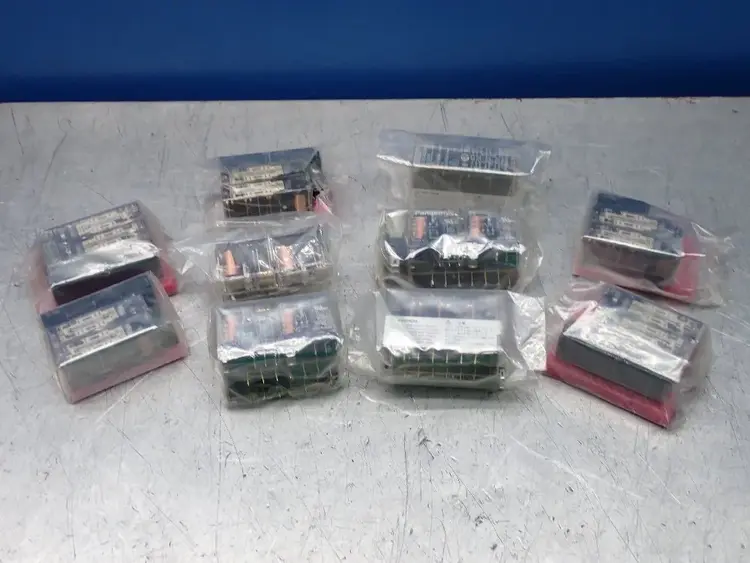Used OMIRON G7S4A2BE Relays & Switches | HGR 24 #739796