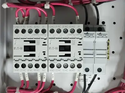 USED EATON CUTLER-HAMMER SVX015A1-5A4N1