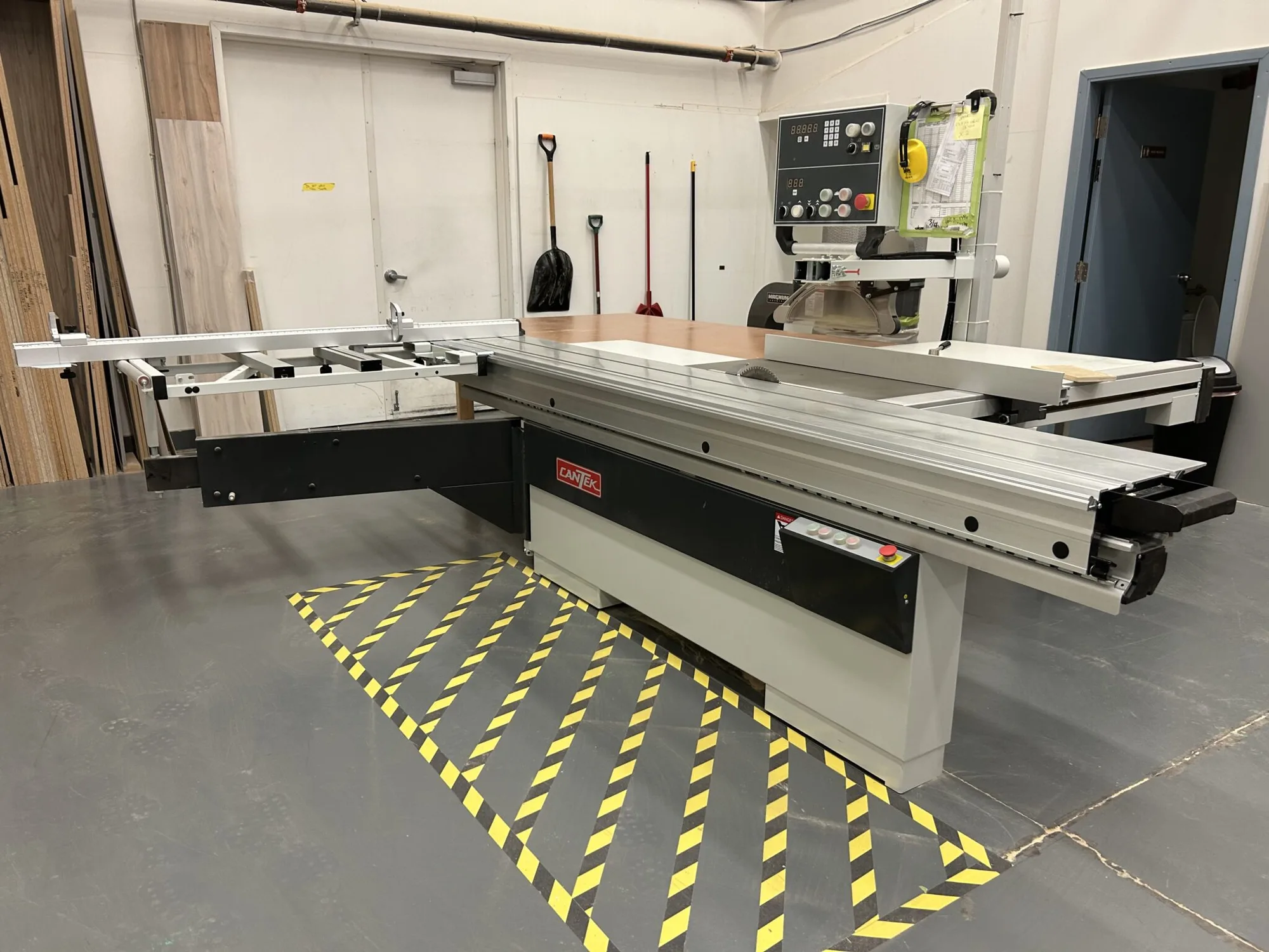 Cantek CAND405ANC Programmable Sliding Saw