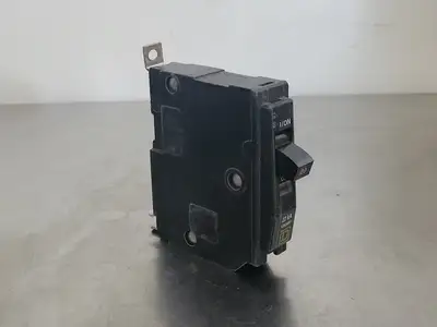 USED SQUARE D QOB120