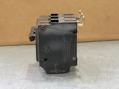 Used GENERAL ELECTRIC THQB320 Switchgears British Columbia CA | Lenmark #243329