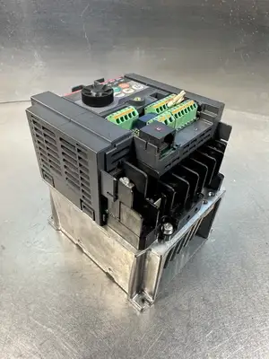 Mitsubishi Electric - Model: FR-D720-070-N6 Inverter 3PH (BIN-1.5.1)