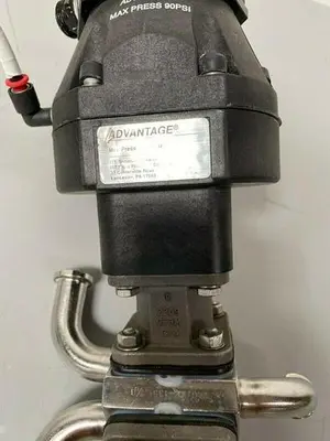 USED 2 ITT SHEROTEC 3-WAY STAINLESS STEEL VALVES W/  POSITION MONITOR & 3/4" SANITARY