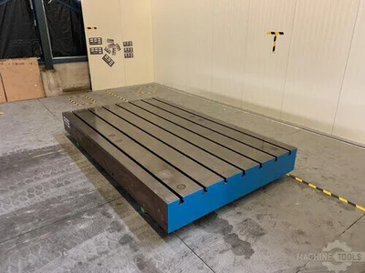 USED 2000 UNION CAST IRION