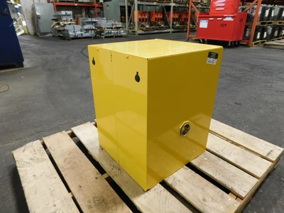 Used Justrite _UNKNOWN_ Hazardous Storage Units Ohio US | Equipment Recovery Corp. #1331292