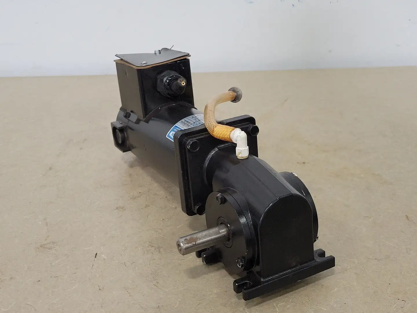 USED LEESON CM34D25NZ14C