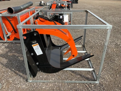 Used WOLVERINE TG42 RAW WOOD GRABBING SKID STEER ATTACHMENT Log Grapples Michigan US | Miedema Asset Management Group #1768763