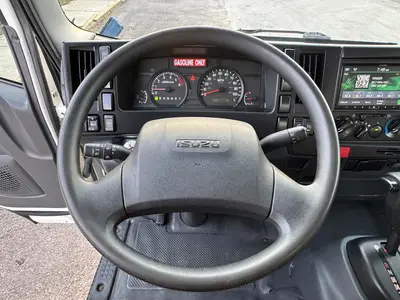 Used 2024 ISUZU NPR HD Box trucks Florida US | Truck and Van Outlet #1509183