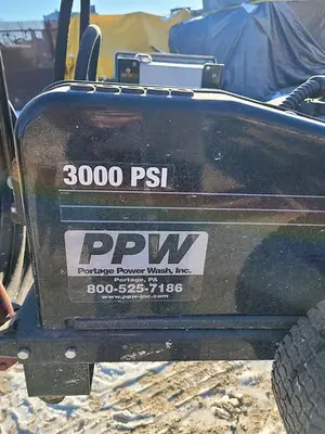 USED 2011 MI-T-M CW-3005-0ME3