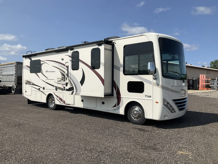 Used 2017 THOR MOTOR 31Z Campers, Caravans, Motorhomes Michigan US | Miedema Asset Management Group #1322363
