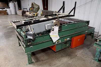 42" WIDE x 100' ROACH POWER DRIVEN ROLLER / BELT CONVEYOR, WITH VFD DRIVE: YOBRO #24712