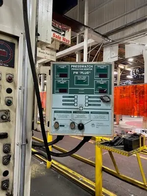 660 TON STAMTEC MODEL S2-600 STRAIGHT SIDE DOUBLE CRANK PRESS