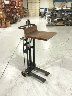 Used Maverick Industrial Sales Rolling Platform Lift Cart Platform Lifters Michigan US | Maverick Industrial Sales #1401611