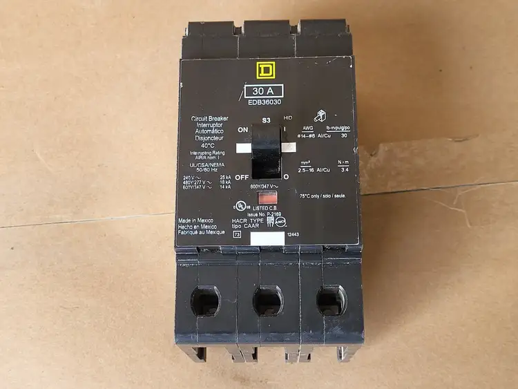 Used SQUARE D EDB36030 Switchgears British Columbia CA | Lenmark #239138