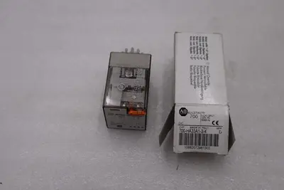 LOT OF 2 - ALLEN BRADLEY 700-HA33A1-3-4 SER. D 120VAC 10A STOCK H1140A