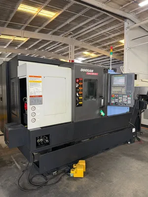 2015 DOOSAN Lynx 220 LSYC 5-Axis or more CNC Lathe Turning Center | SNL Machine Trader LLC (2)