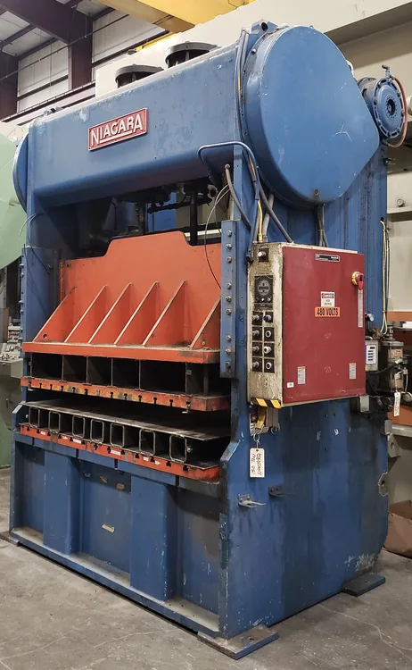 Used NIAGARA NIAGARA PN-150-84-48 PRESS Straight Side Presses | Alma Machinery #898734