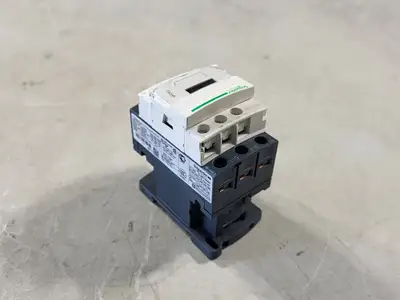 NEW SCHNEIDER ELECTRIC LC1D09F7