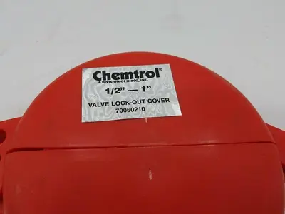 chemtrol 1/2-1 valve lockout cover