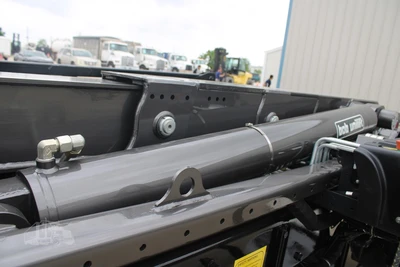 Used 2027 PETERBILT 548 Hooklifts & Roll-Offs Texas US | Roll Off Truck World #1491992