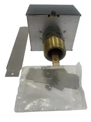 NEW MCDONNELL & MILLER FS4-3 FLOW SWITCH FS43