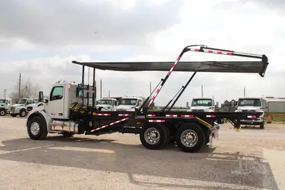New | in-Stock 2027 PETERBILT 548 Rolloff Trucks Texas US | Roll Off Truck World #1492003