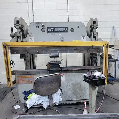 Used 1988 ACCURPRESS 7606 Press Brakes Illinois US | Machinery Marketing International #379024