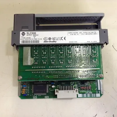 USED ALLEN BRADLEY 1746-OV32 SER C