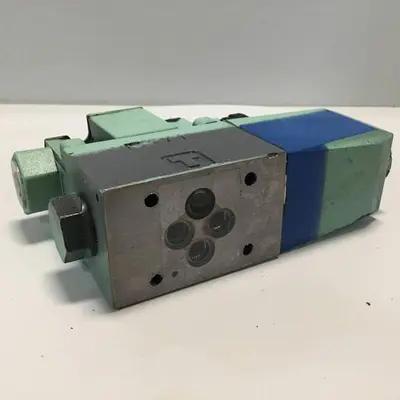 USED VICKERS DG4V32AMP7H750JA100