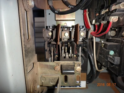 General Electric Motor Control Center Buckets IC2700 size 2