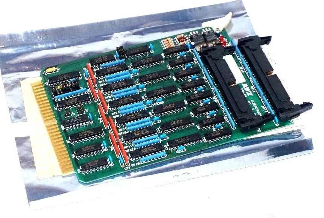 USED XYZ ELECTRONICS DIO-48 OUTPUT BOARD F002500085B