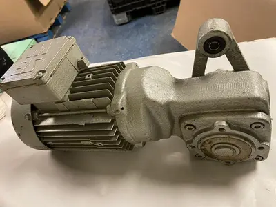 Used SEW-EURODRIVE SA31D180K Gearmotors | Surplus Asset Holdings #1226651