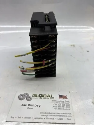 YOKOGAWA UT320 controller | Global Machine Brokers, LLC (4)