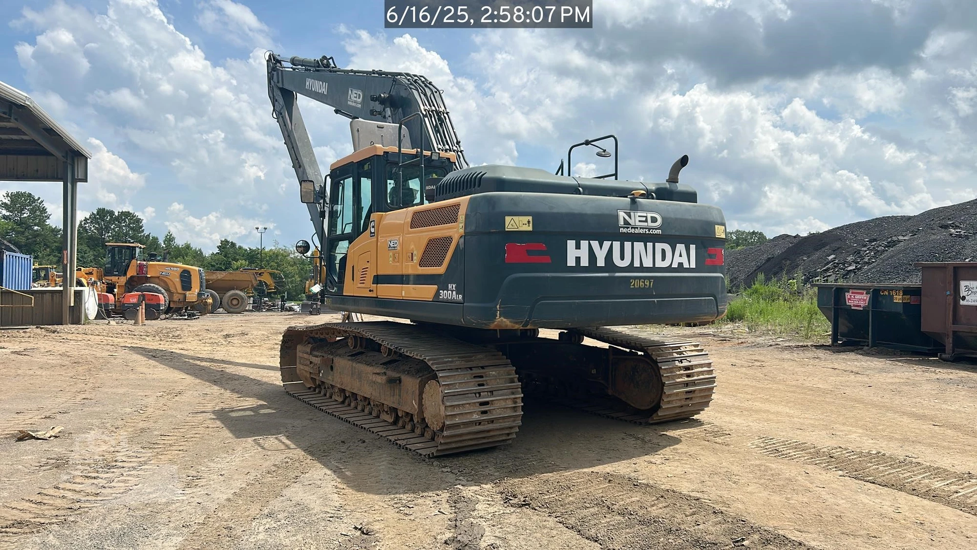 Used 2022 HYUNDAI HX300A LR Crawler Excavators North Carolina US | National Equipment Dealers #1422426