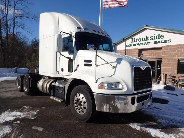 Used 2018 MACK PINNACLE CXU613 Conventional trucks Massachusetts US | Brookside Equipment Sales #1422197